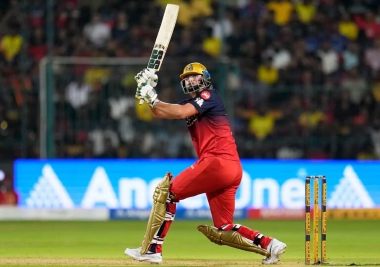 Players With Longest Sixes In IPL 2026